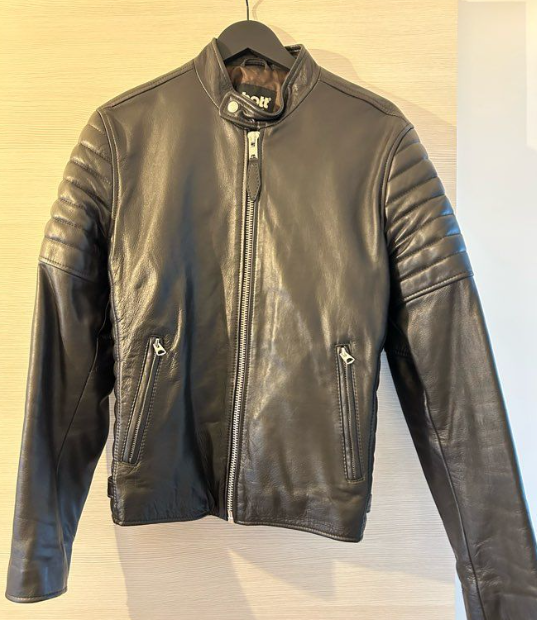 Veste Schott en cuir noir